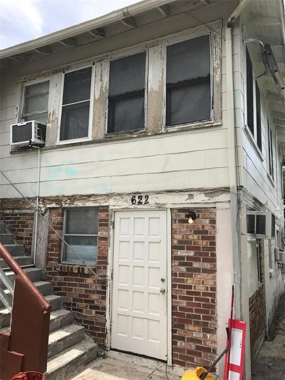 622 14TH STREET NORTH ST PETERSBURG, FL 33705