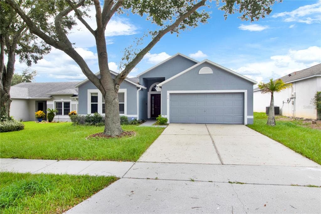 70 JETT LOOP APOPKA, FL 32712