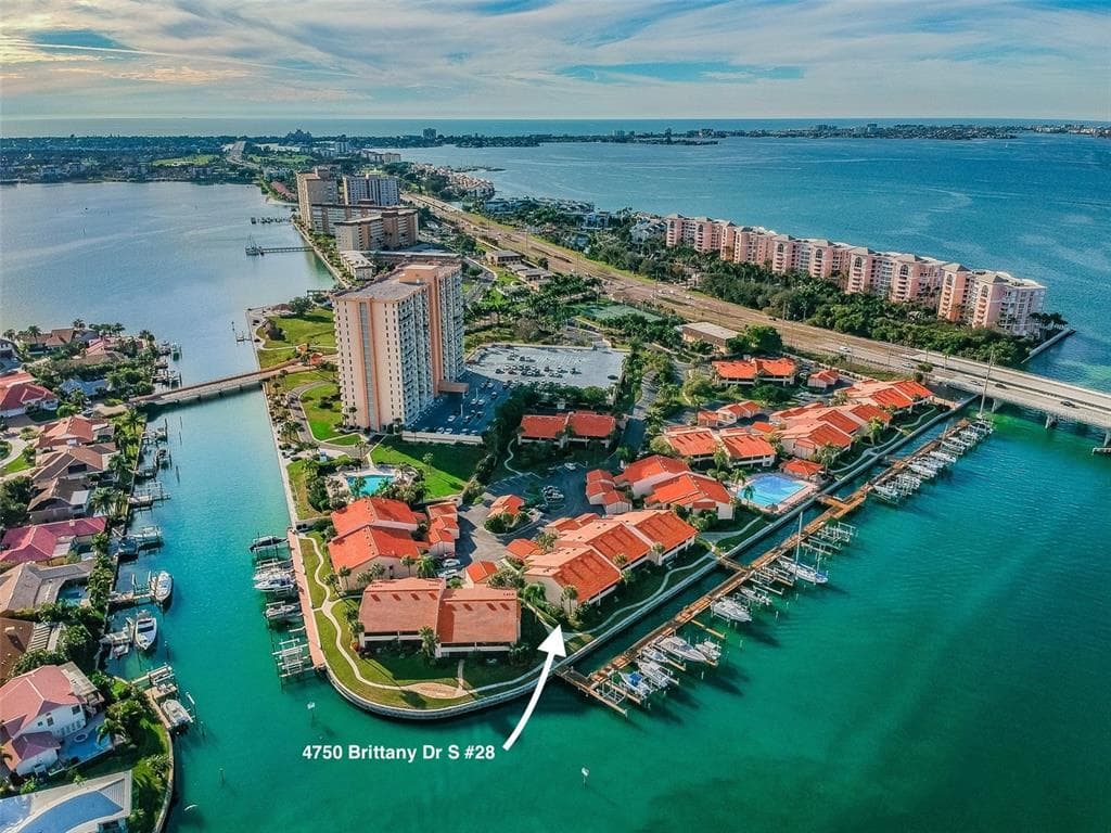 4750 BRITTANY DRIVE S UNIT 28 ST PETERSBURG, FL 33715