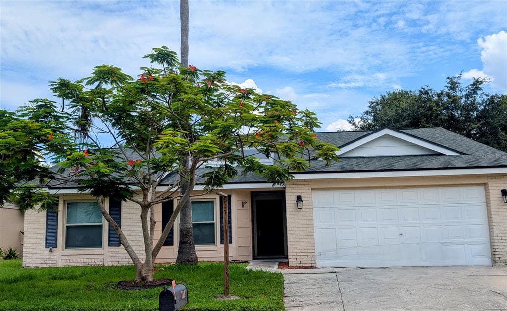712 HAZY MEADOW COURT BRANDON, FL 33510