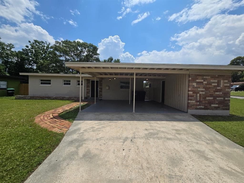 5926 HARRINGTON DRIVE ORLANDO, FL 32808
