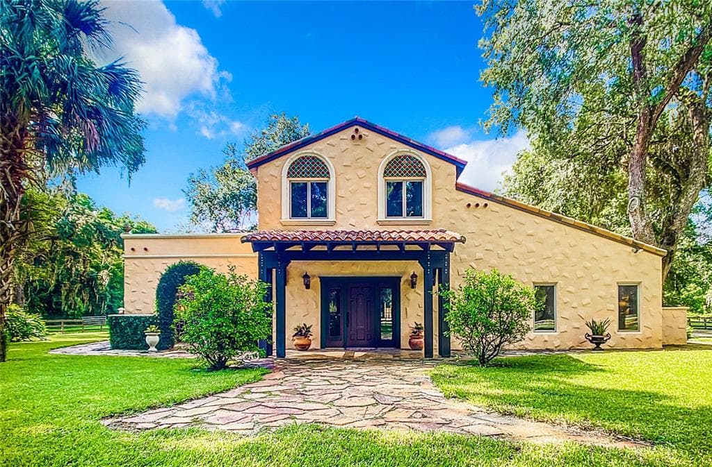 1589 SE 44TH PLACE BUSHNELL, FL 33513