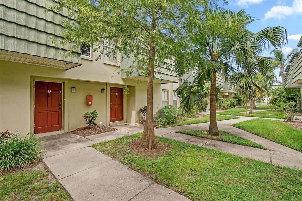 1799 N HIGHLAND AVENUE UNIT 45 CLEARWATER, FL 33755