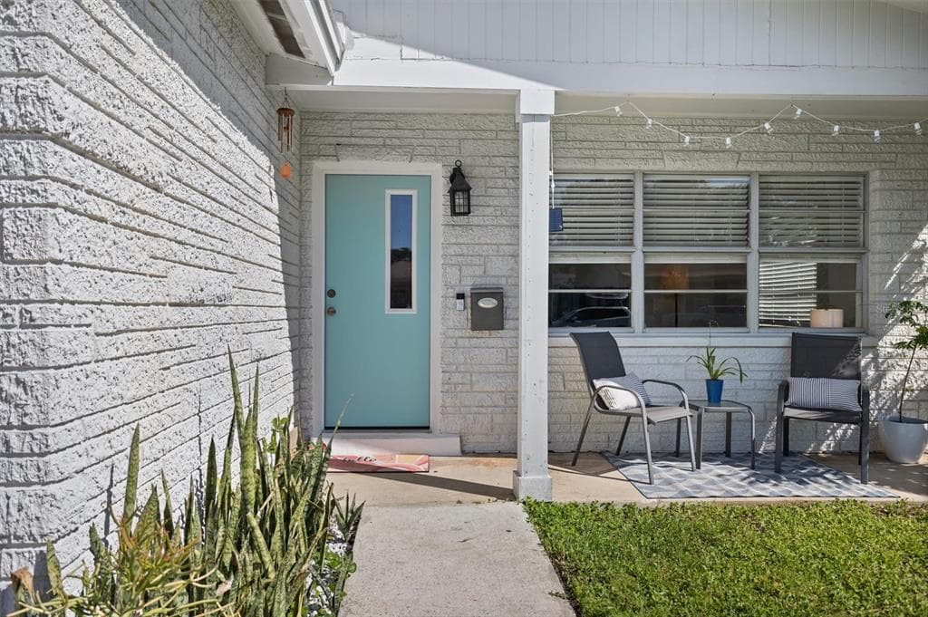 1867 MISSISSIPPI AVENUE NE ST PETERSBURG, FL 33703