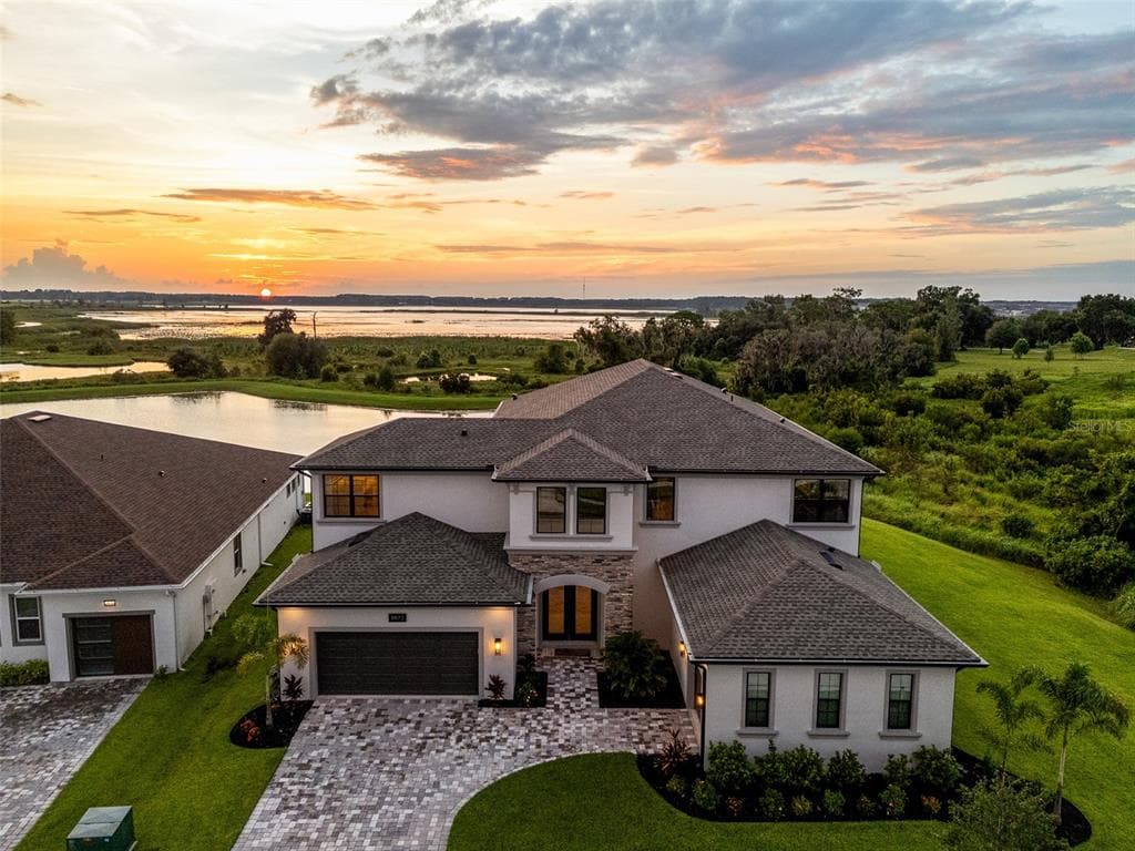 8873 IVY STARK BOULEVARD WESLEY CHAPEL, FL 33545