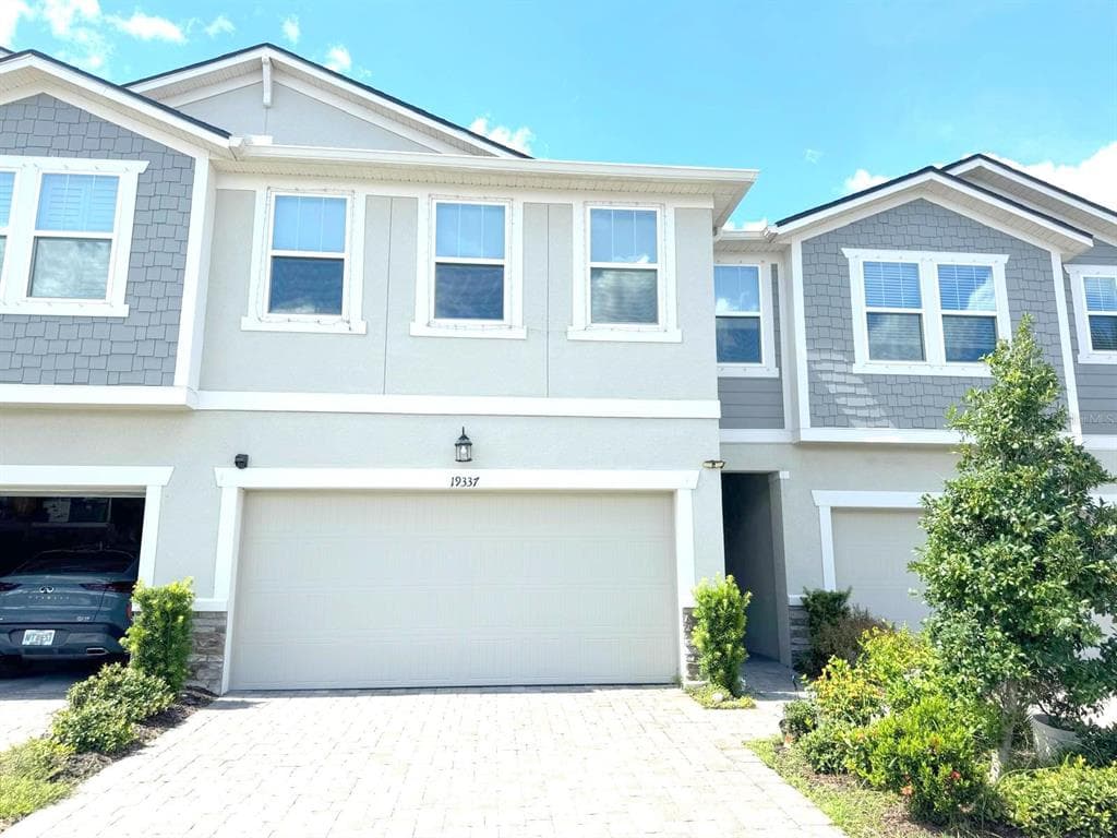 19337 BLUE POND DRIVE LUTZ, FL 33558