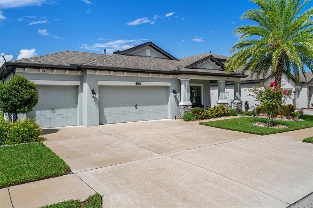 21743 BRISKE MORNING AVENUE LAND O LAKES, FL 34637
