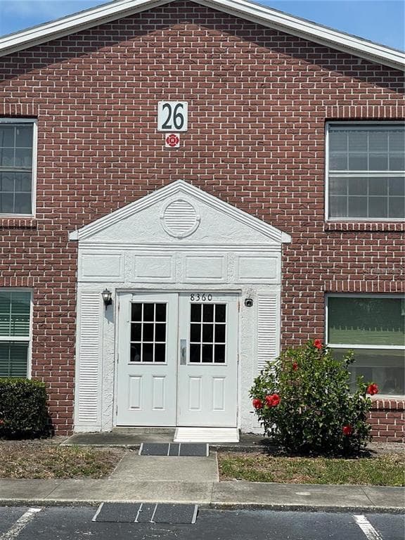 8360 12TH STREET N UNIT G ST PETERSBURG, FL 33702