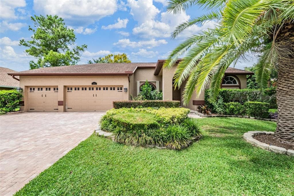 1800 EAGLE TRACE BOULEVARD
