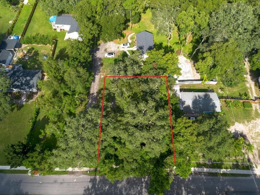 12402 N 53RD STREET TEMPLE TERRACE, FL 33617