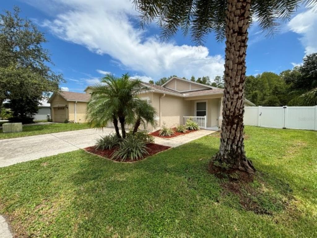 9754 EDMONTON DRIVE LAND O LAKES, FL 34638