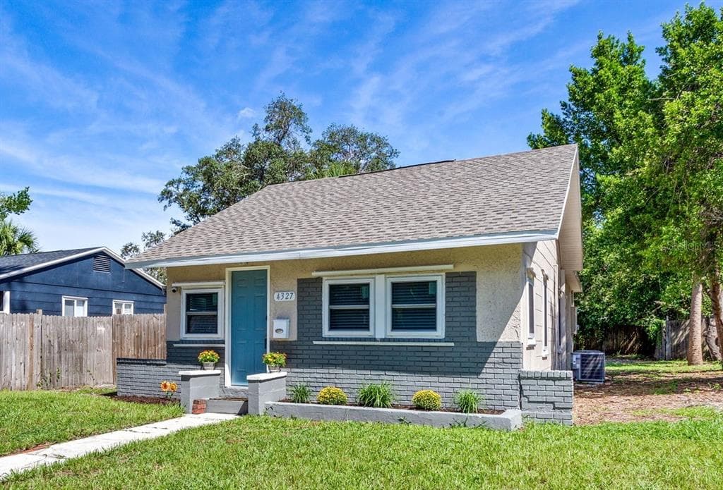 4327 17TH AVENUE S ST PETERSBURG, FL 33711