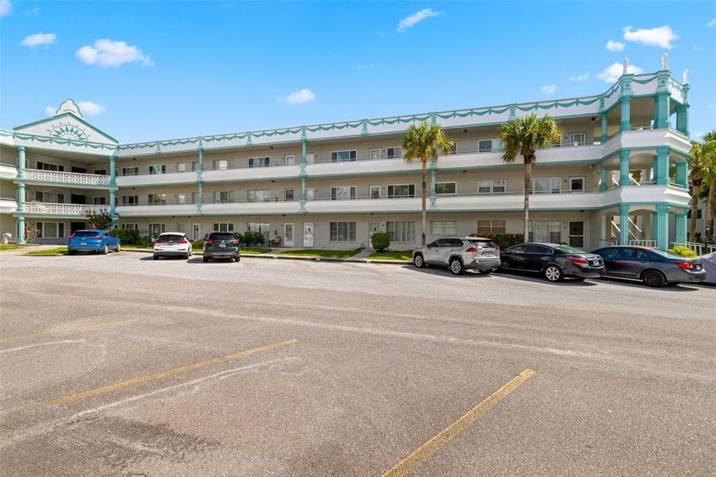2370 JAMAICAN STREET UNIT 24 CLEARWATER, FL 33763