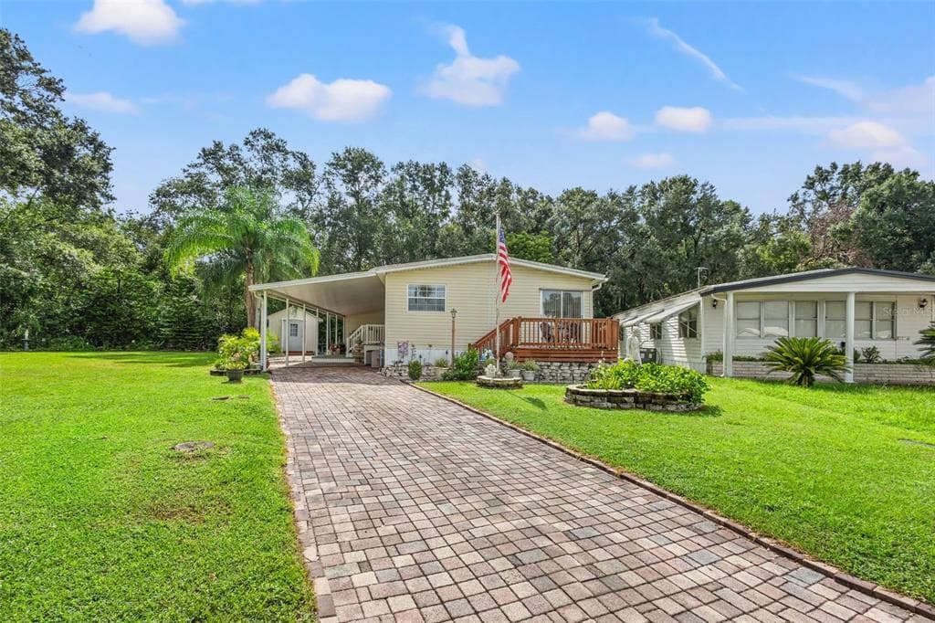 3528 CASTLE DRIVE ZEPHYRHILLS, FL 33540