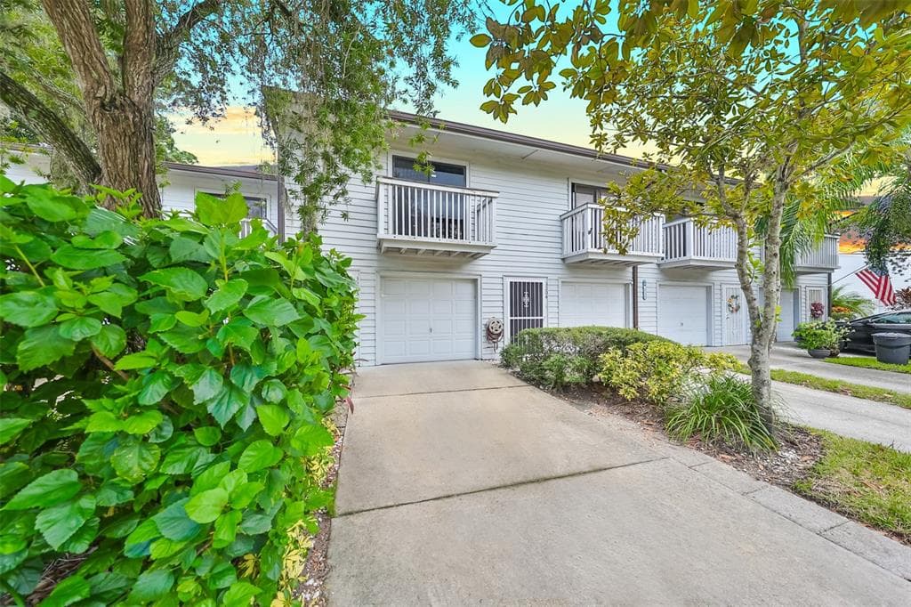 6238 92ND PLACE N UNIT 3205 PINELLAS PARK, FL 33782