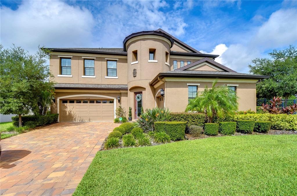 2924 VALENCIA RIDGE STREET VALRICO, FL 33596