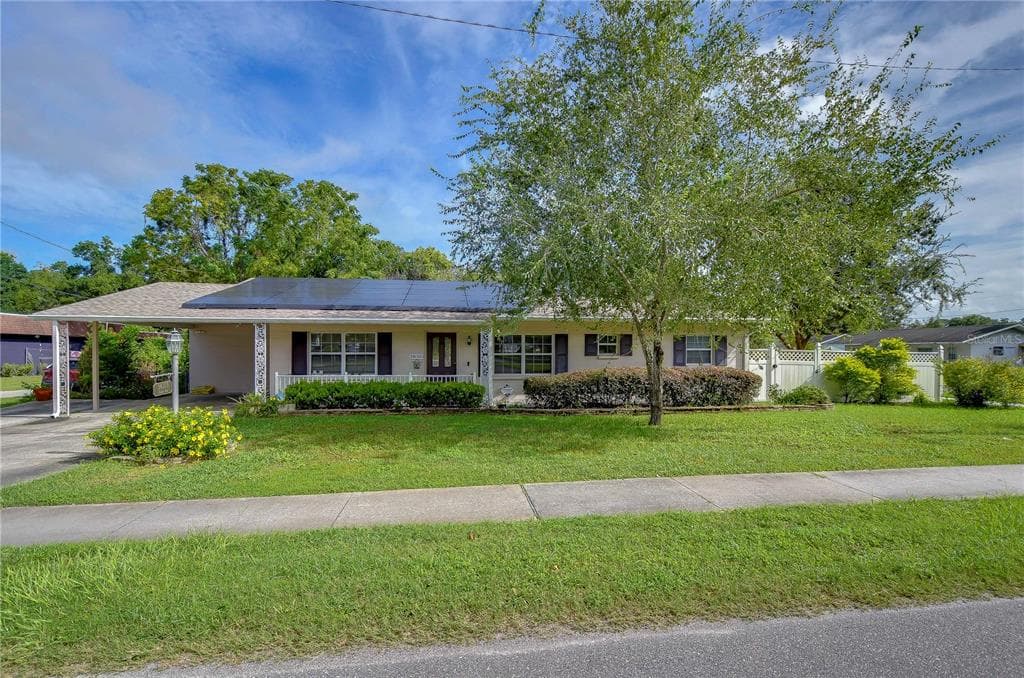 38313 NORTH AVENUE ZEPHYRHILLS, FL 33542