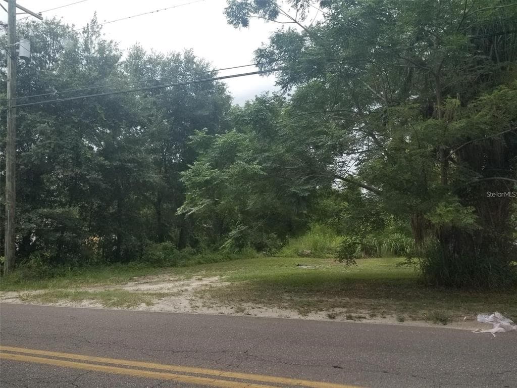 10618 DAVIS ROAD TAMPA, FL 33637