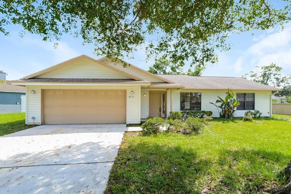8712 GRANDEE DRIVE ORLANDO, FL 32829
