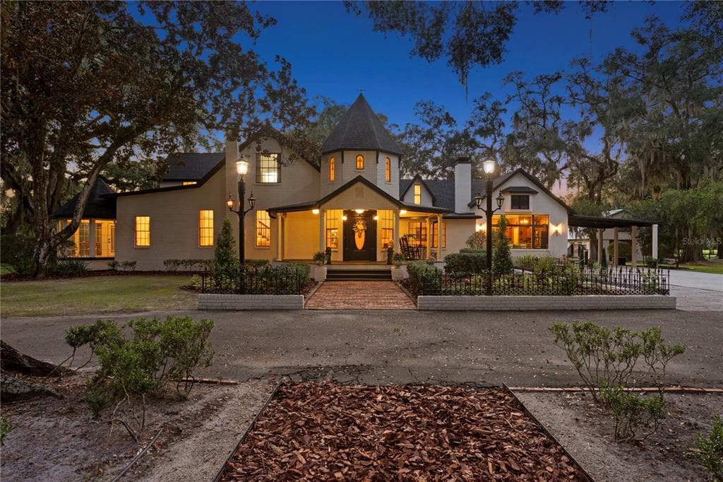 2907 FRITZKE ROAD DOVER, FL 33527