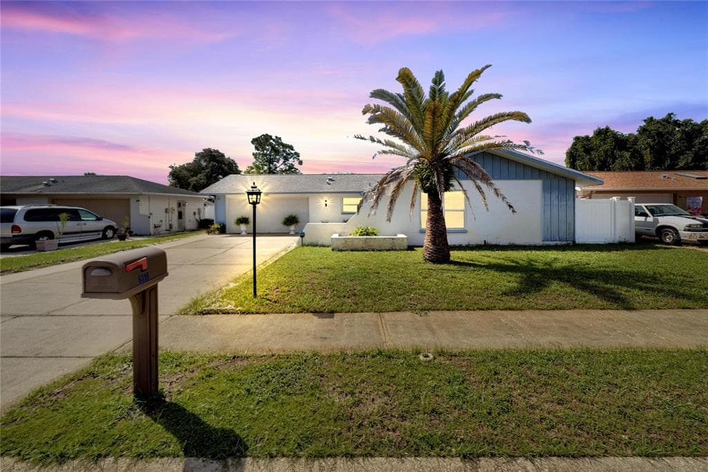 6810 PIN CHERRY LANE PORT RICHEY, FL 34668