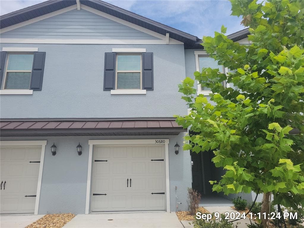 30680 VERIDIAN WAY WESLEY CHAPEL, FL 33543