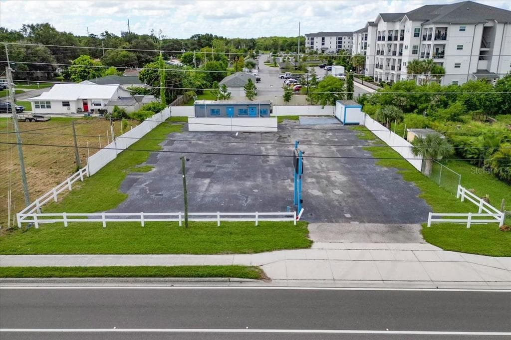 7910 PARK BOULEVARD N PINELLAS PARK, FL 33781