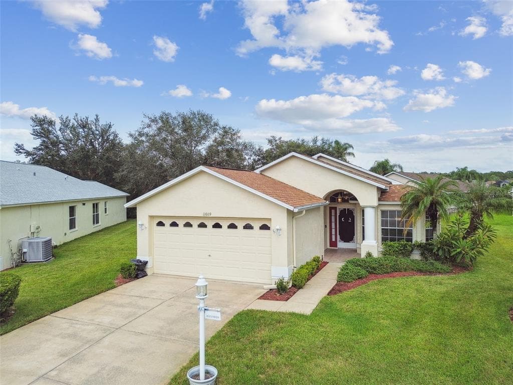 11609 WEAVER PARK COURT TRINITY, FL 34655