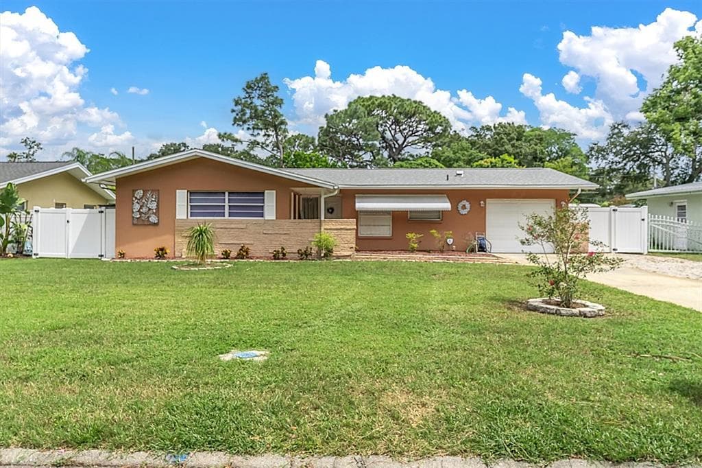 11553 OVAL DRIVE W LARGO, FL 33774