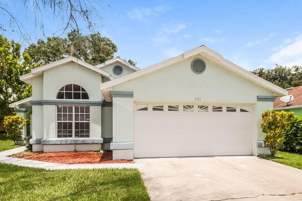 931 OCALA WOODS LANE ORLANDO, FL 32824