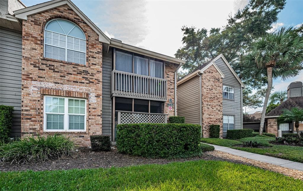 2500 WINDING CREEK BOULEVARD UNIT D206 CLEARWATER, FL 33761
