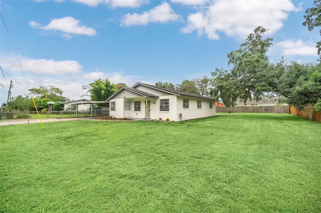 136 N HASTINGS STREET ORLANDO, FL 32835