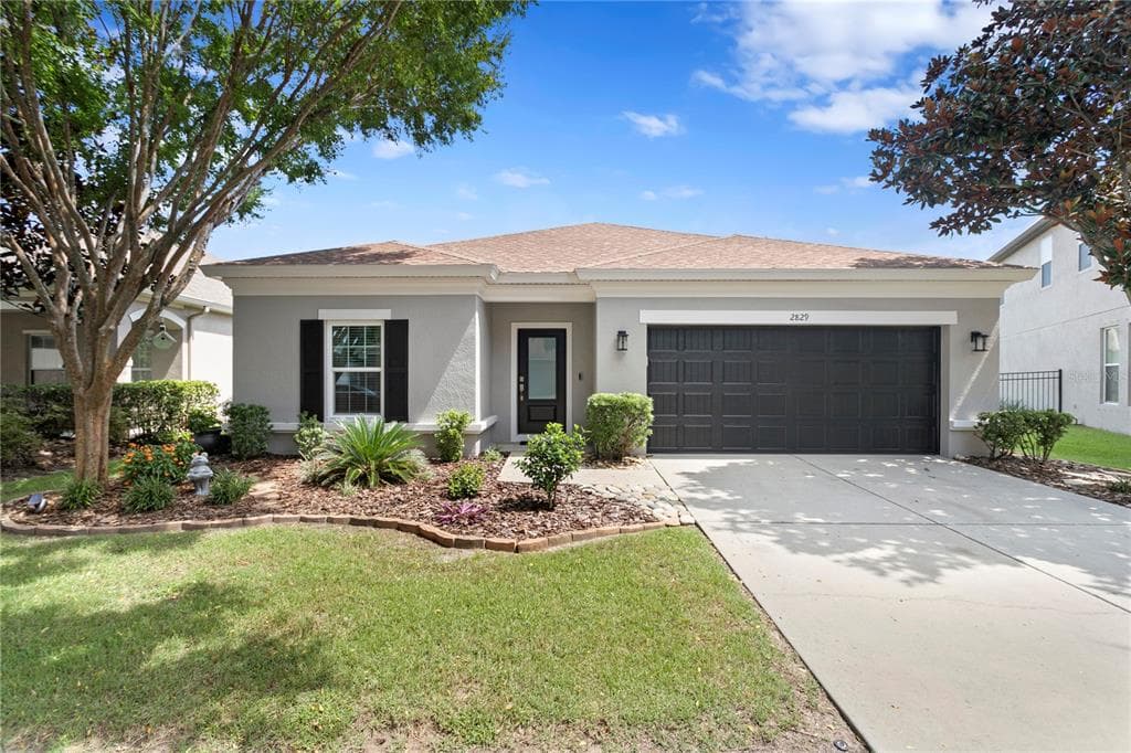 2829 MAPLE BROOK LOOP LUTZ, FL 33558