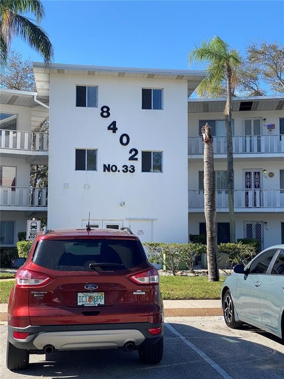 8402 111TH STREET UNIT 210 SEMINOLE, FL 33772