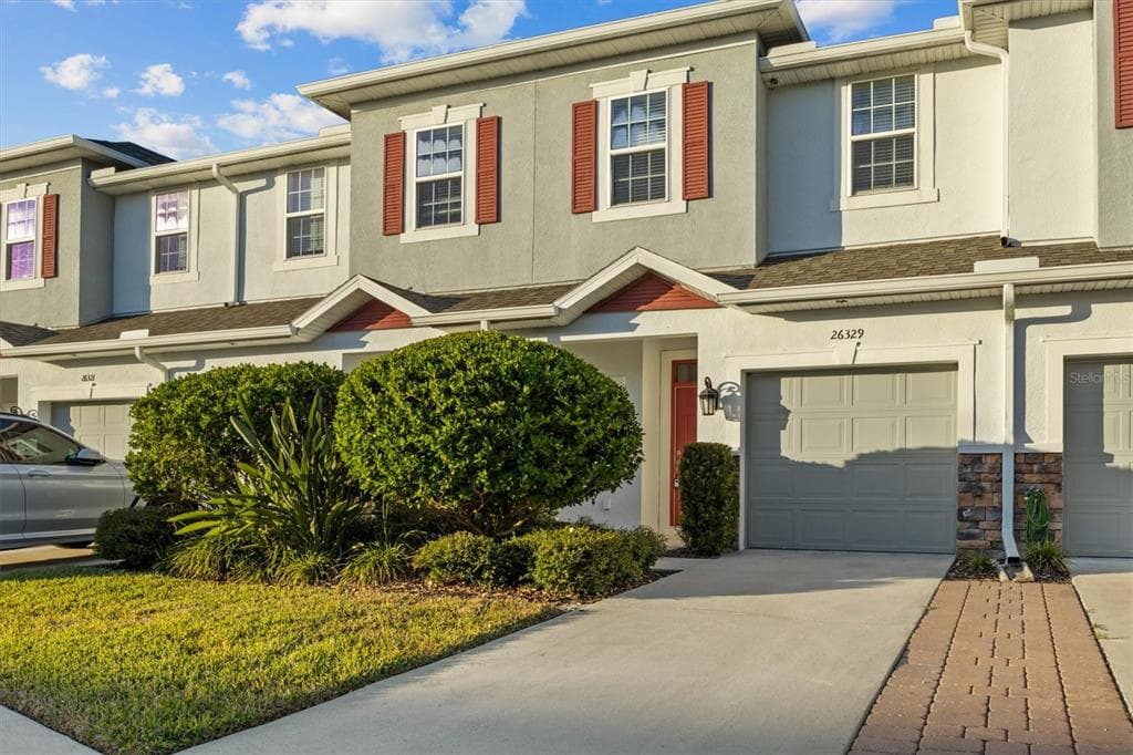 26329 LIMESTONE SPRINGS WAY WESLEY CHAPEL, FL 33544