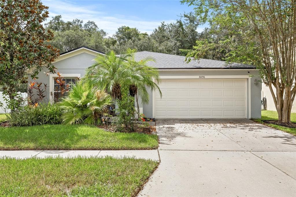 30736 SONNET GLEN DRIVE WESLEY CHAPEL, FL 33543