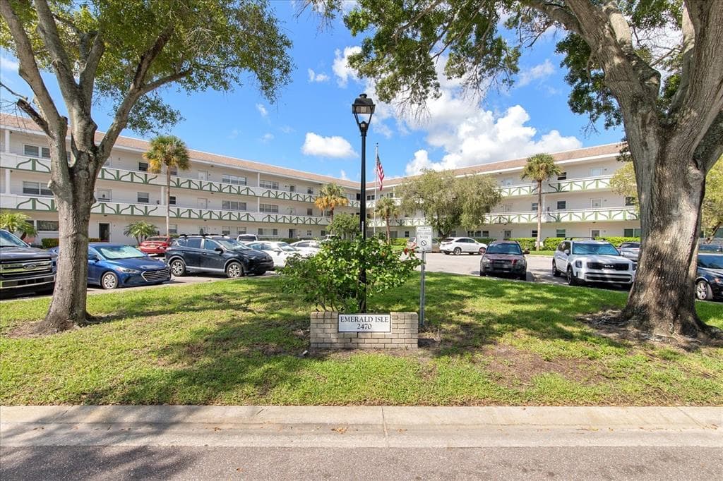 2470 RHODESIAN DRIVE UNIT 48 CLEARWATER, FL 33763