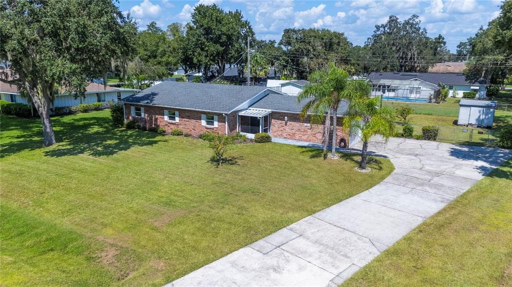 3525 TANAGER LANE W MULBERRY, FL 33860