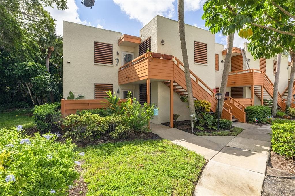138 WILD PALM DRIVE UNIT 138 BRADENTON, FL 34210