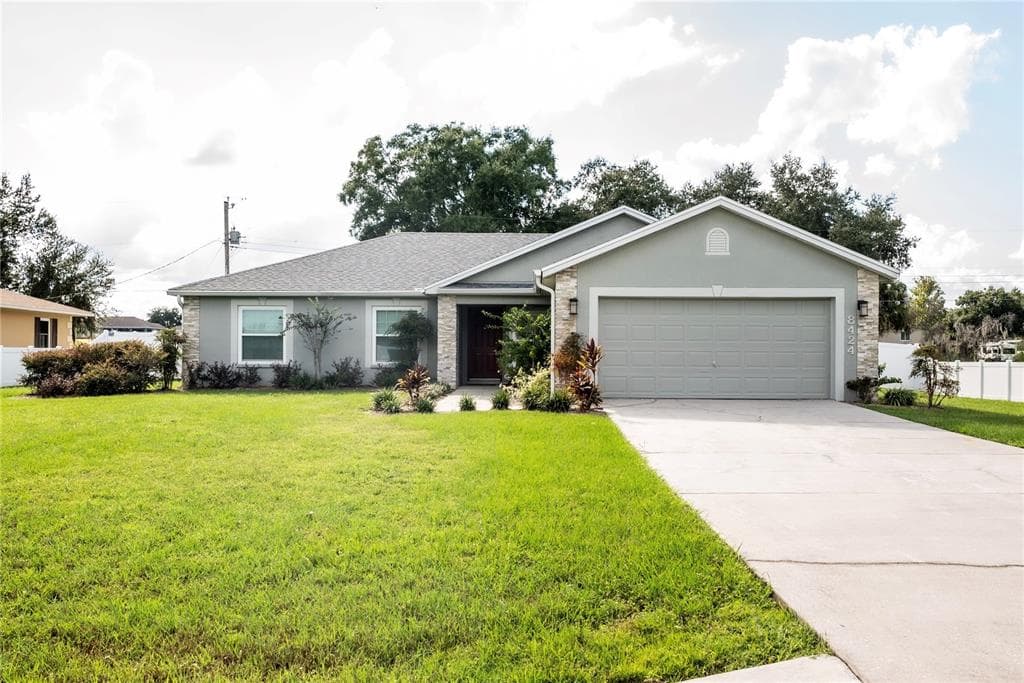 8424 TOCOI PATH LAKELAND, FL 33810