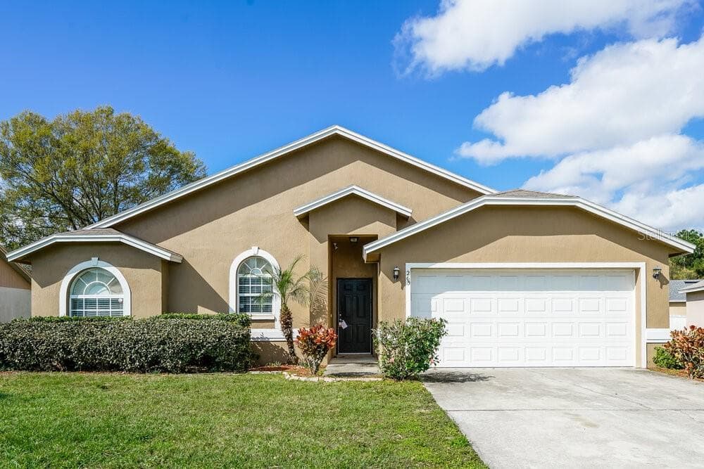263 KINGS POND AVENUE WINTER HAVEN, FL 33880