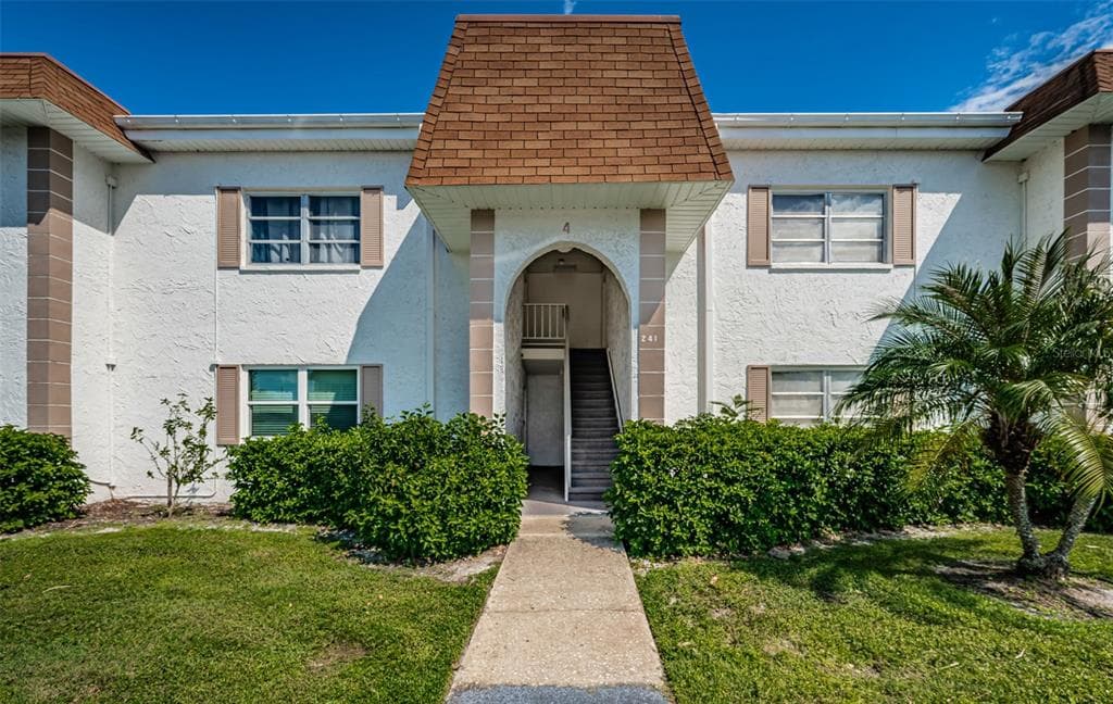 241 S MCMULLEN BOOTH ROAD UNIT 36 CLEARWATER, FL 33759