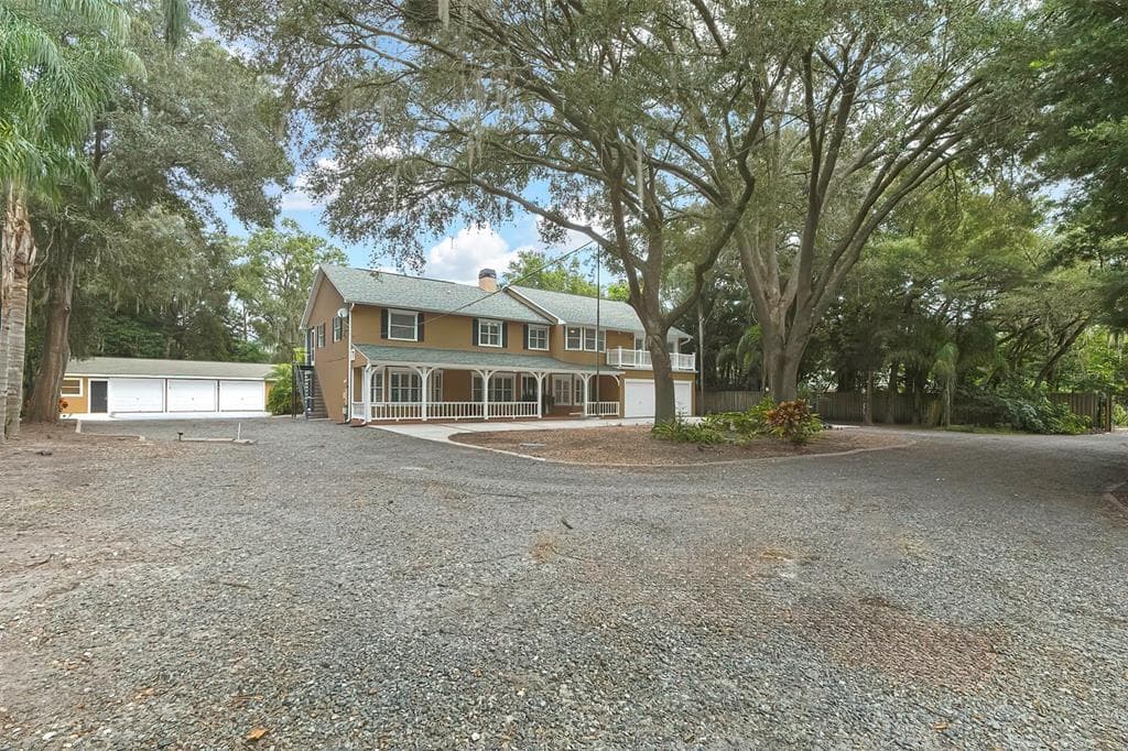 17120 ESTES ROAD LUTZ, FL 33548