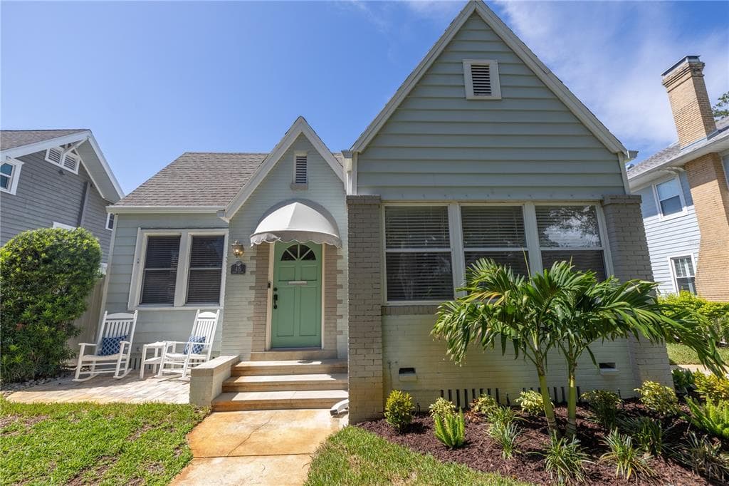 415 19TH AVENUE NE ST PETERSBURG, FL 33704