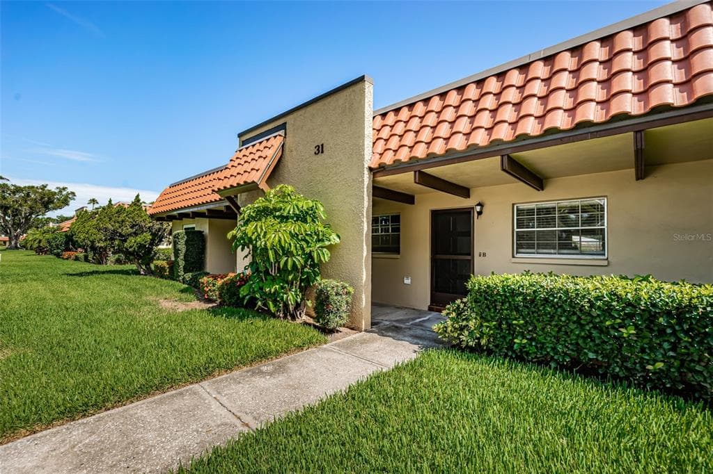 1701 PINEHURST ROAD UNIT 31B DUNEDIN, FL 34698