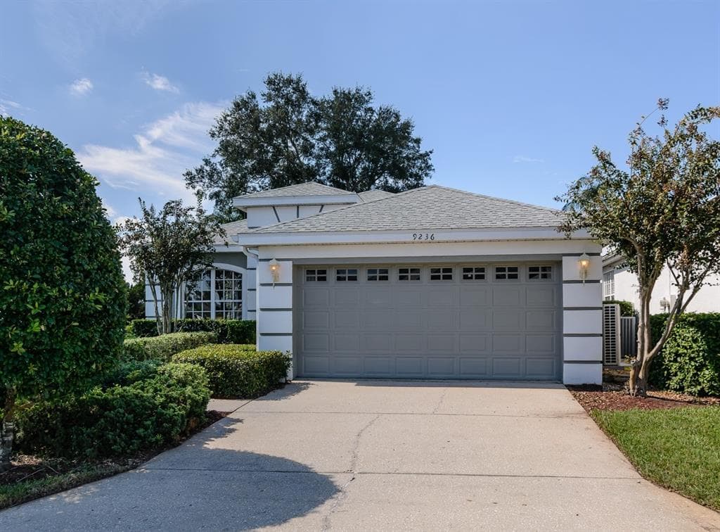 9236 BONNINGTON DRIVE TRINITY, FL 34655