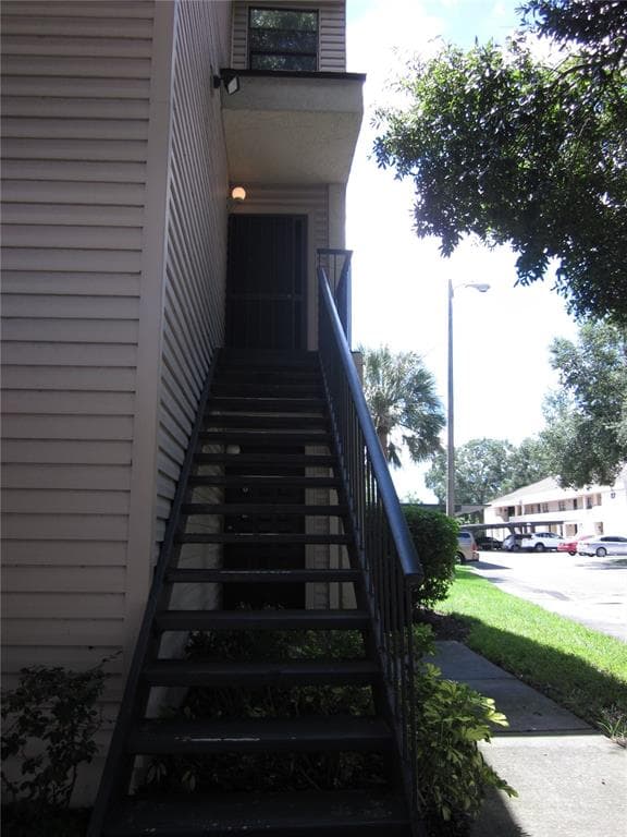 7831 NIAGARA AVENUE UNIT 2024 TAMPA, FL 33617
