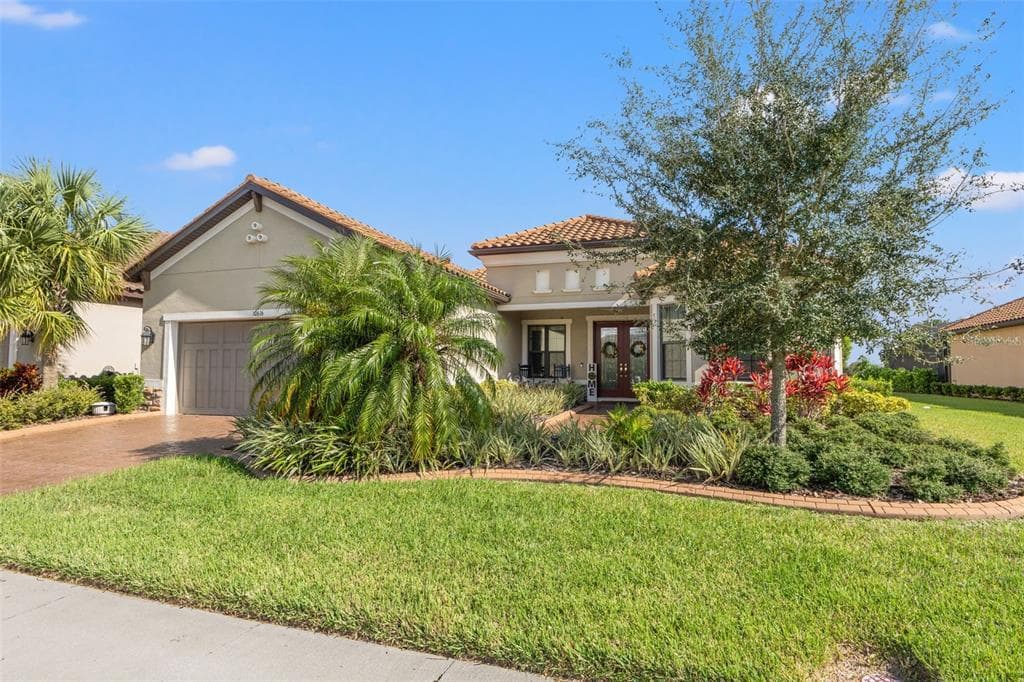 10616 GIDDENS PLACE PALMETTO, FL 34221