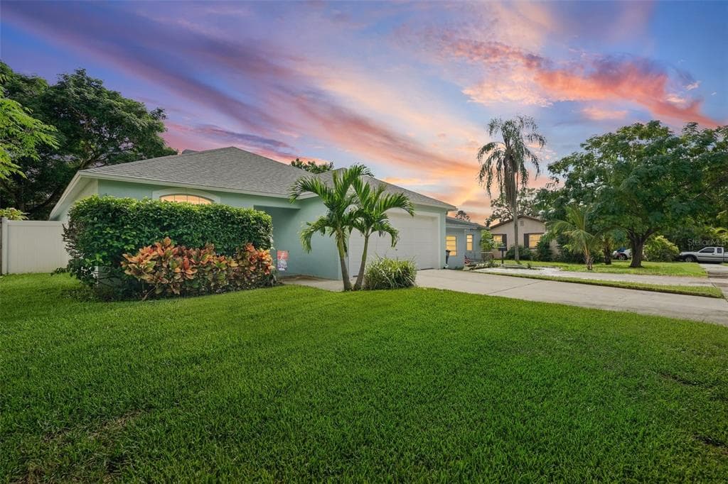 5112 17TH AVENUE N ST PETERSBURG, FL 33710
