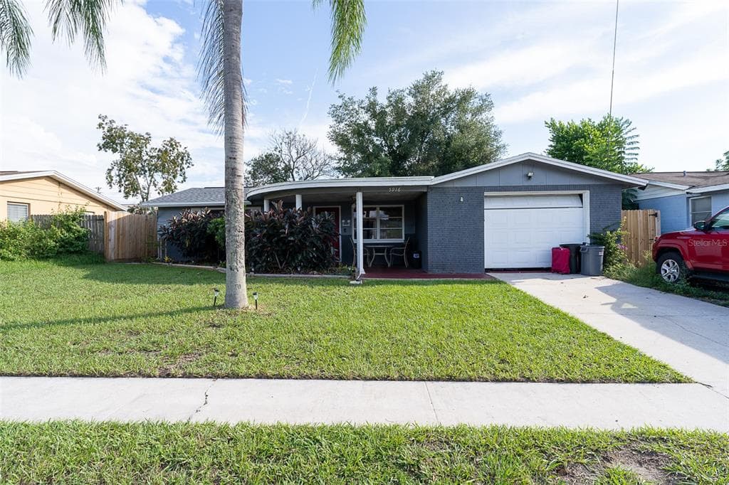 5916 13TH AVENUE NEW PORT RICHEY, FL 34652